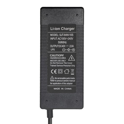 Cargador con conector DC 5,5x2,1mm