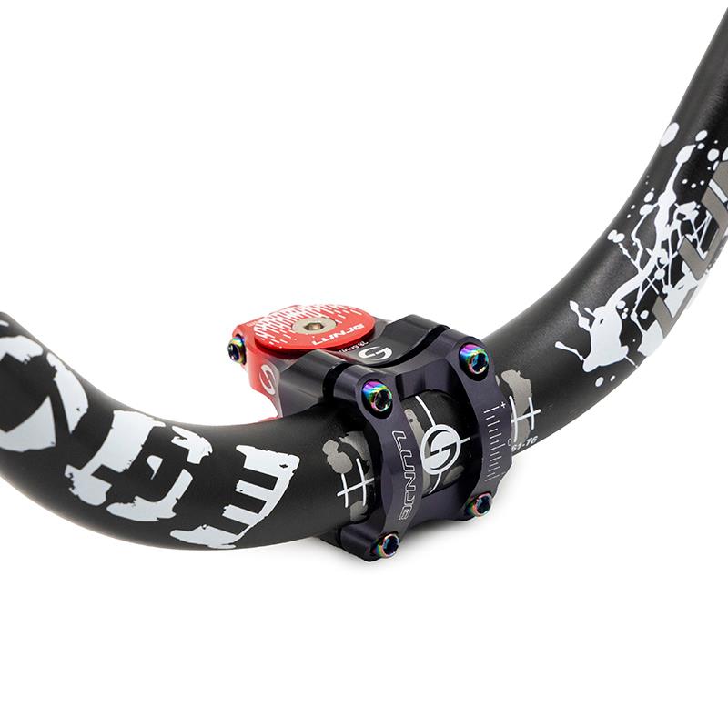 Potencia para manillares de 31,8mm EWPM-003 negro-rojo