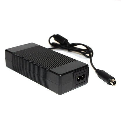 Cargador premium para Xiaomi y Ninebot 42V 2A (conector DC8MM)