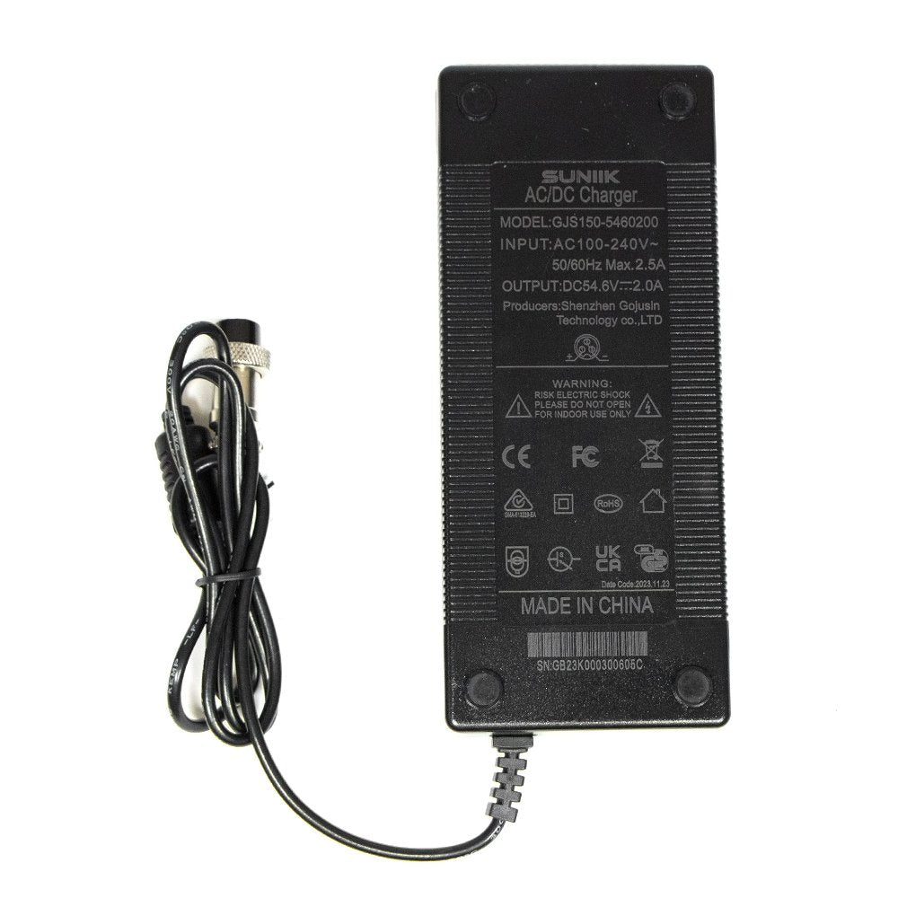 Cargador premium 54,6V 2A (conector 3 Pines GX16)