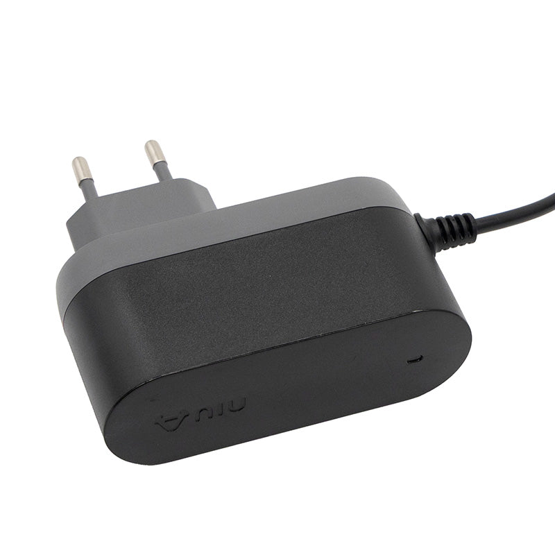Cargador 6S (salida 25,2V) Niu KQi Youth EU