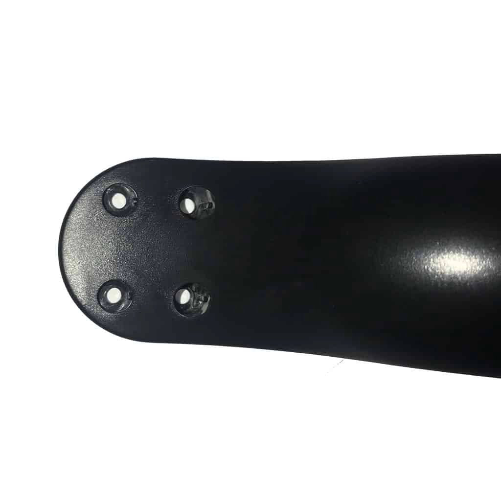 Guardabarros negro de 4 agujeros
