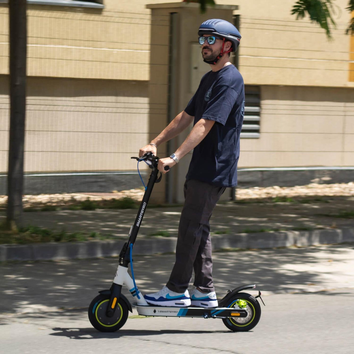 Patinete smartGyro Z-One 2 Gray Certificado + Matrícula + Alarma + Candado