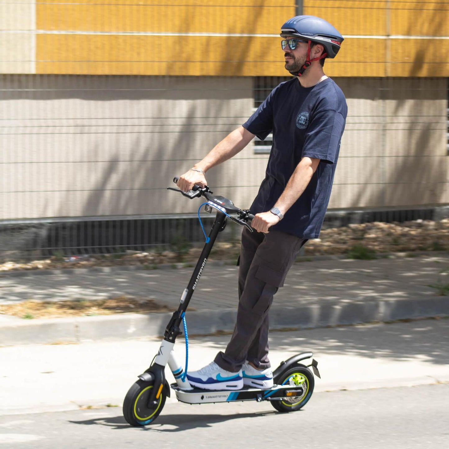 Patinete smartGyro Z-One 2 Gray Certificado + Matrícula + Alarma + Candado